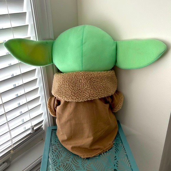 Disney Star Wars The Mandalorian Child/Baby Yoda/Grogu Pillowbuddy NWT - Picture 4 of 5